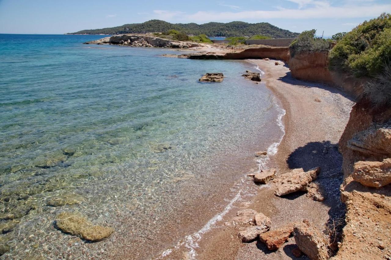 Aroura Homes 4Br Beachfront Villa Szpécesz Kültér fotó