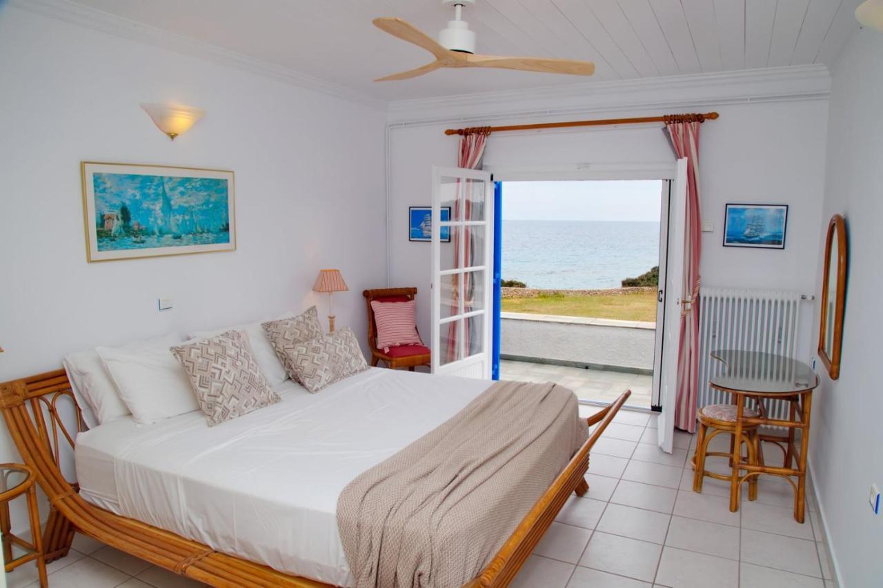 Aroura Homes 4Br Beachfront Villa Szpécesz Kültér fotó