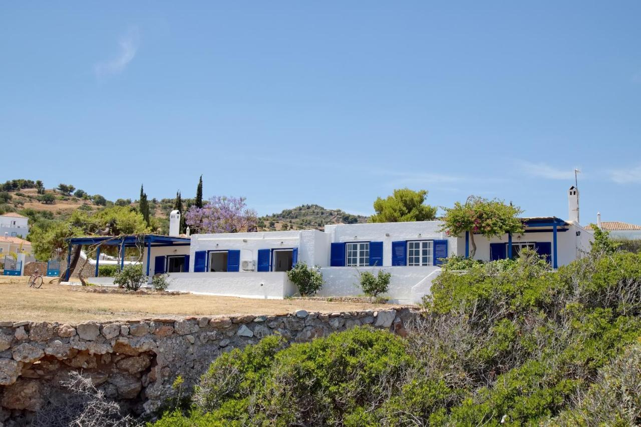 Aroura Homes 4Br Beachfront Villa Szpécesz Kültér fotó