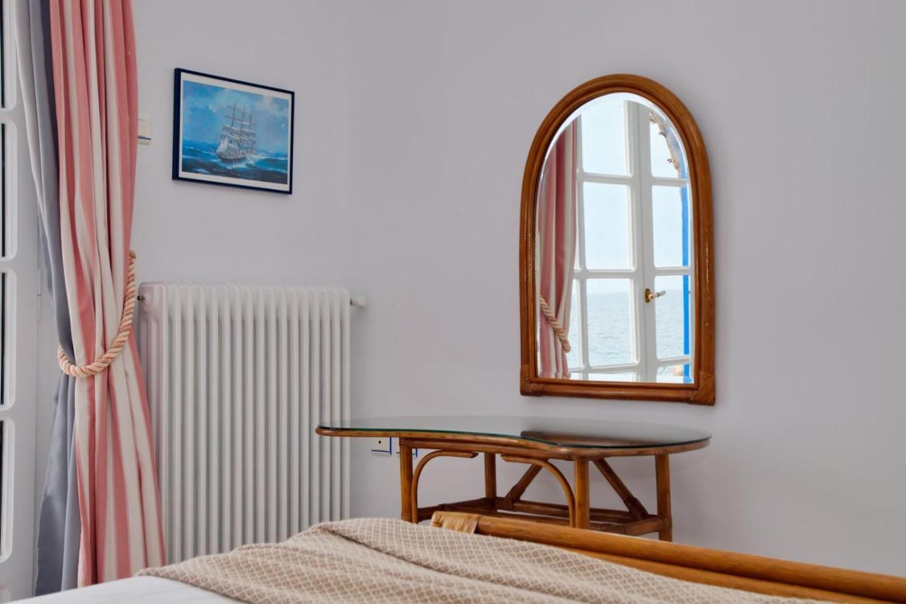 Aroura Homes 4Br Beachfront Villa Szpécesz Kültér fotó