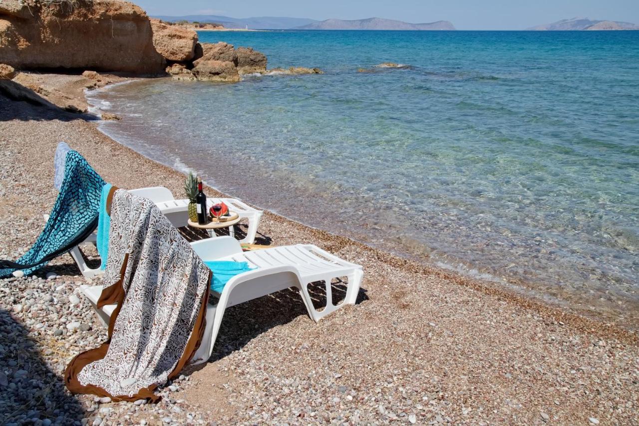 Aroura Homes 4Br Beachfront Villa Szpécesz Kültér fotó