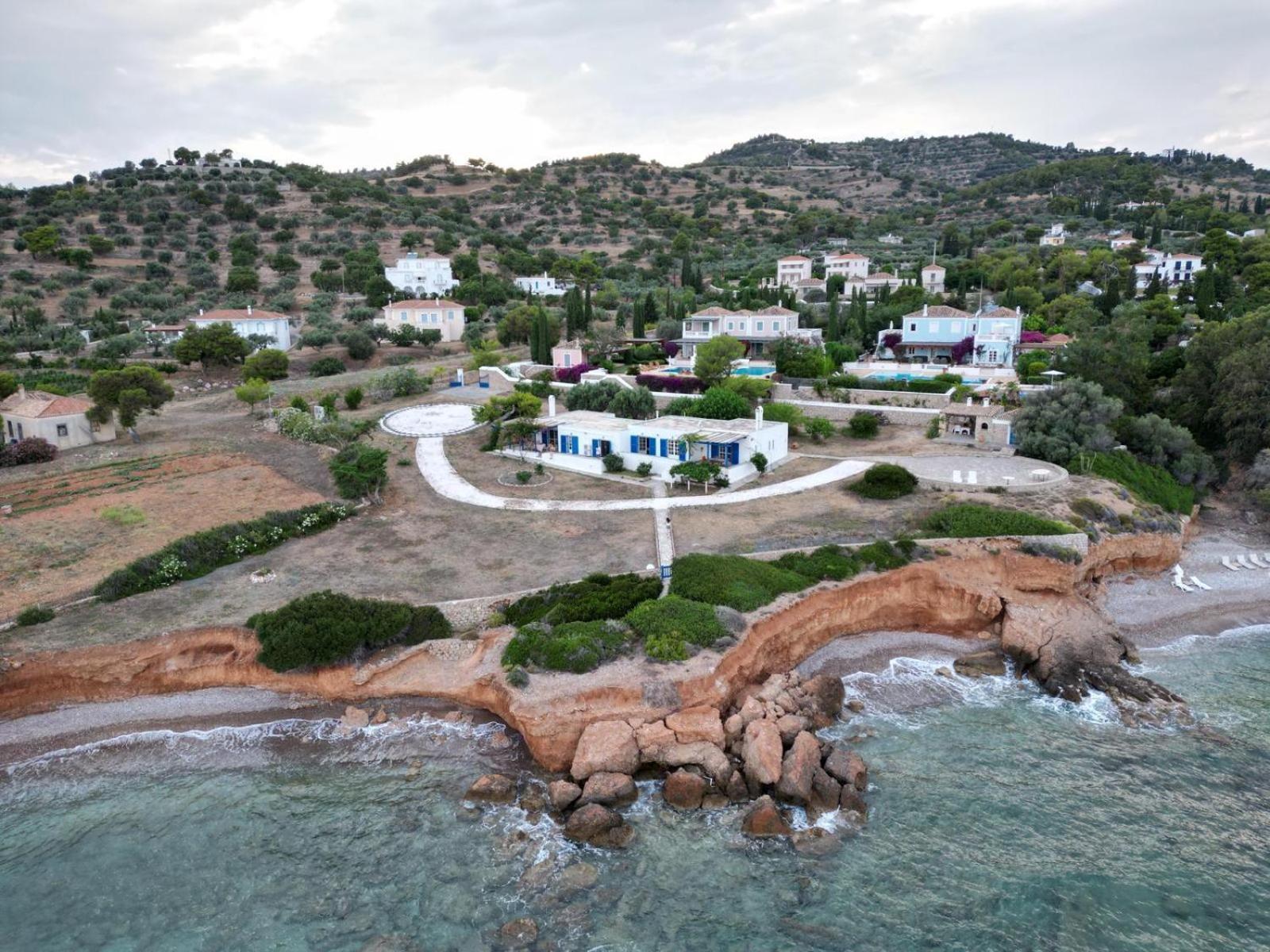 Aroura Homes 4Br Beachfront Villa Szpécesz Szoba fotó